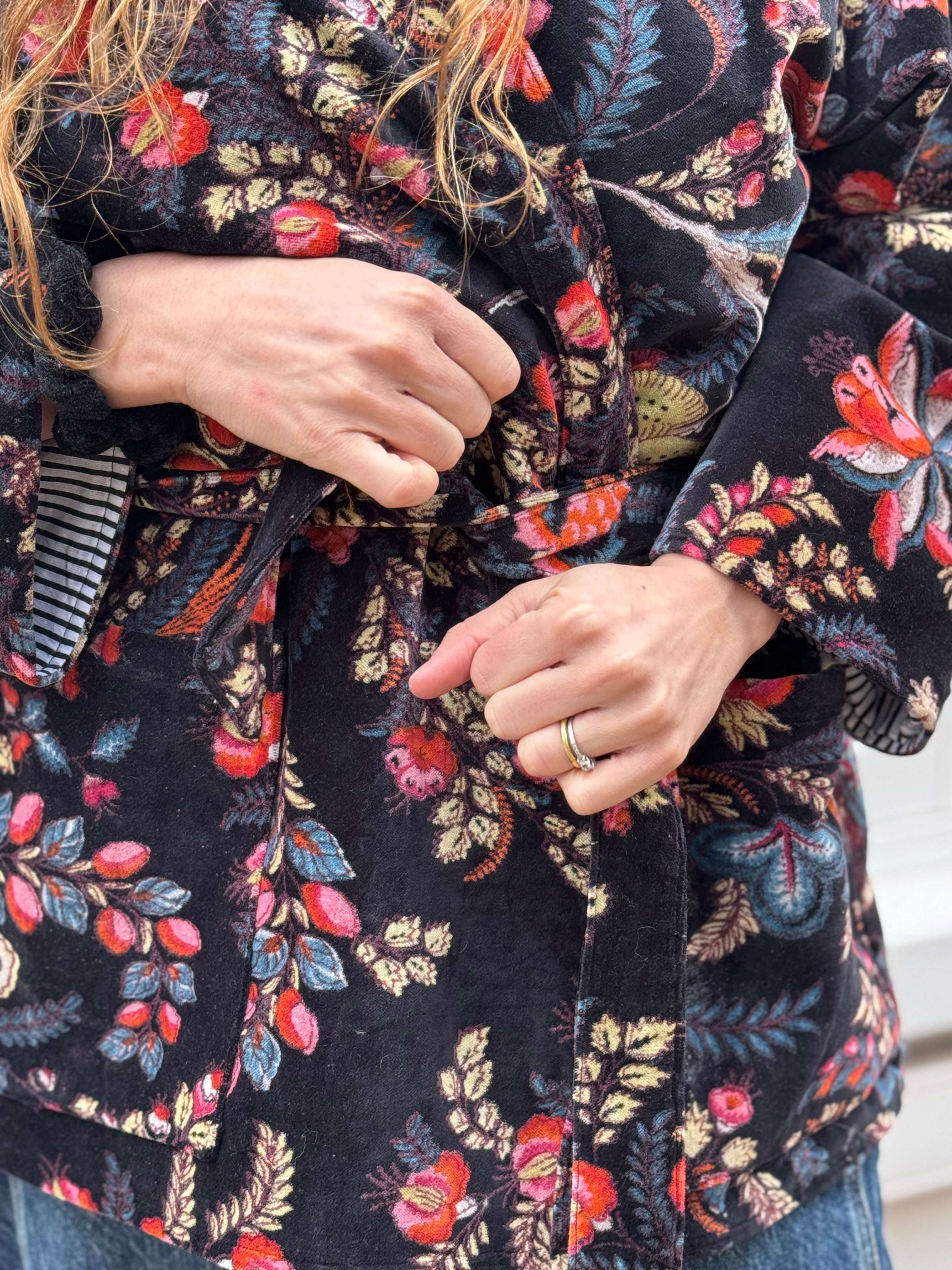 Chaqueta Onyx Bloom