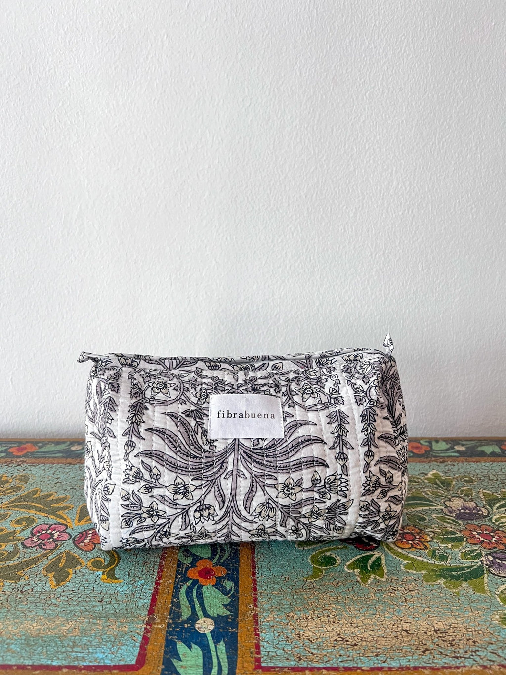 Neceser acolchado con motivos florales en gris y blanco - Talla M